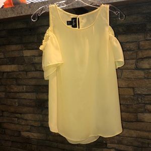 Yellow cold shoulder short sleeve blouse -small